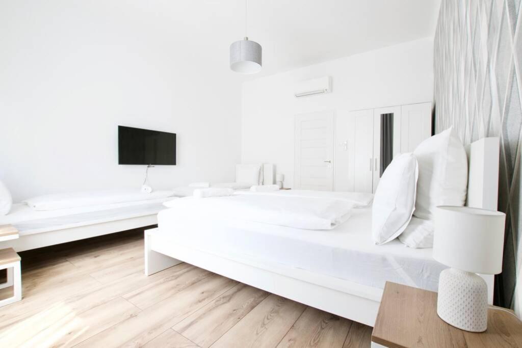 Premium Apartment By Hi5-Vaci Str. 3 Bedroom Budapešť Exteriér fotografie